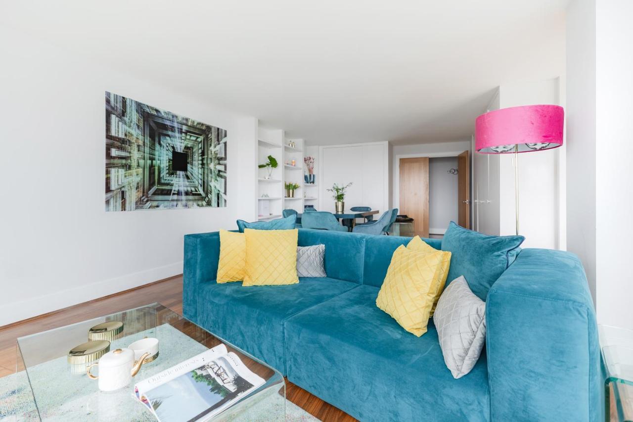 Best Thames View In Town! Large Luxxe Nomad Design Family Home ลอนดอน ภายนอก รูปภาพ