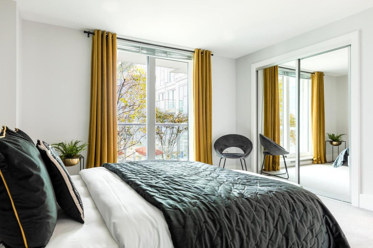 Best Thames View In Town! Large Luxxe Nomad Design Family Home ลอนดอน ภายนอก รูปภาพ