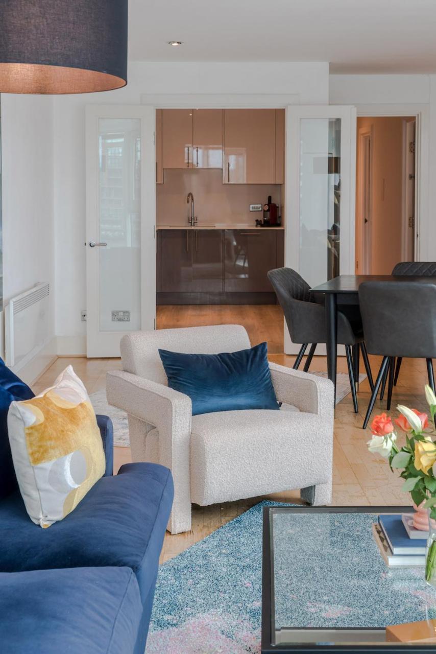 Best Thames View In Town! Large Luxxe Nomad Design Family Home ลอนดอน ภายนอก รูปภาพ