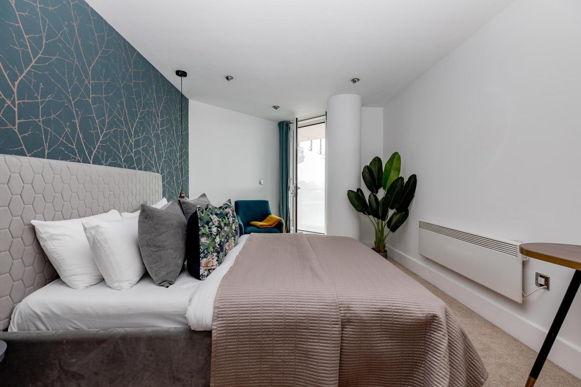 Best Thames View In Town! Large Luxxe Nomad Design Family Home ลอนดอน ภายนอก รูปภาพ
